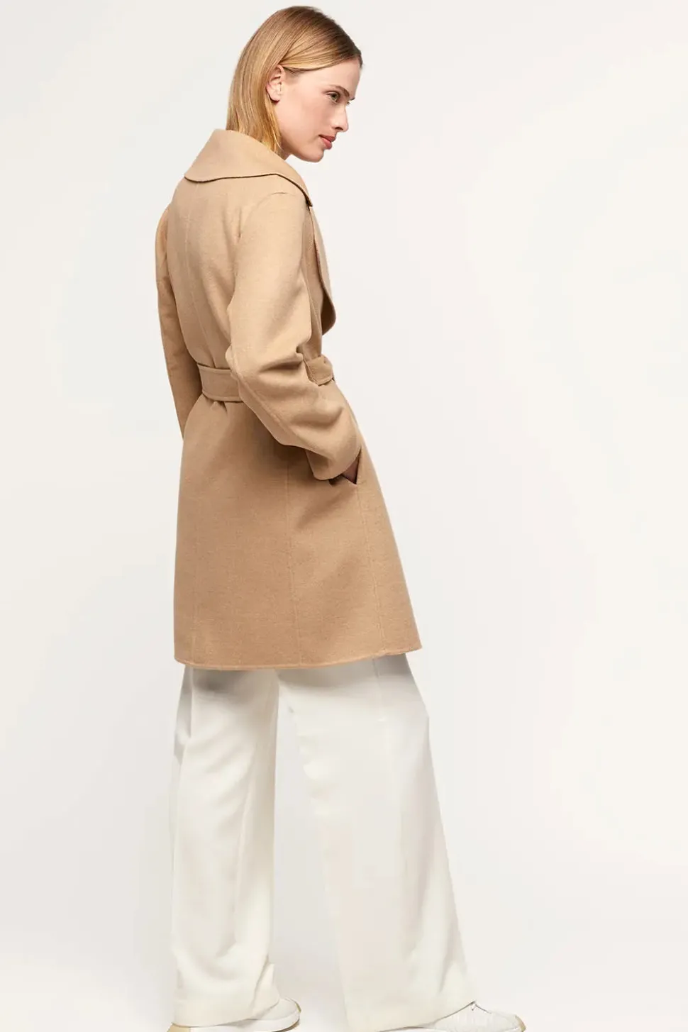 Beige cashmere coat