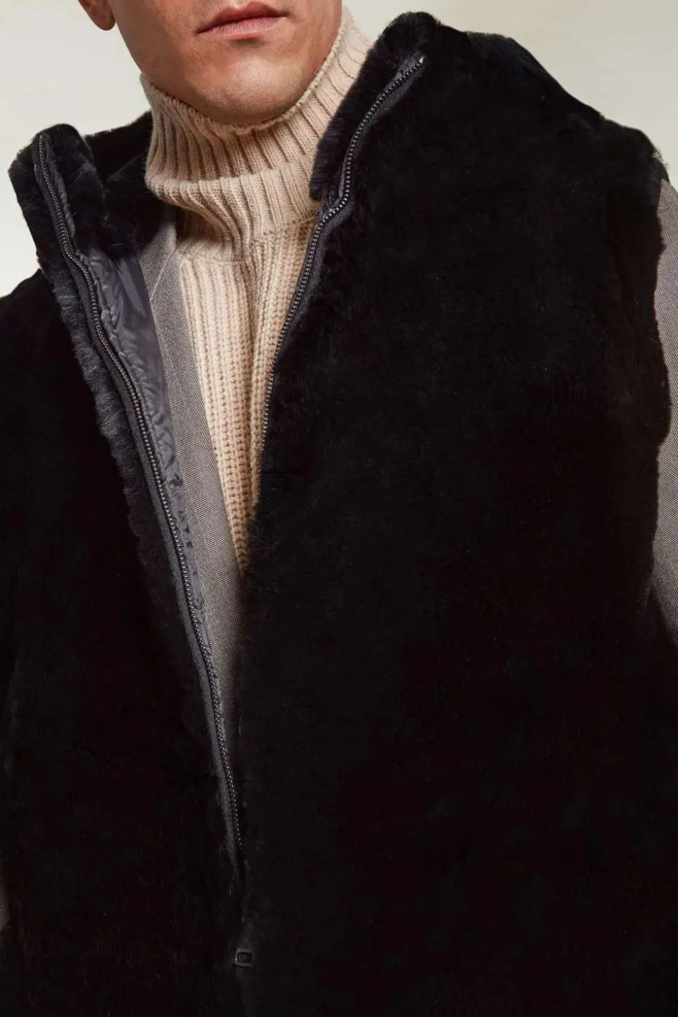 Black fur vest men