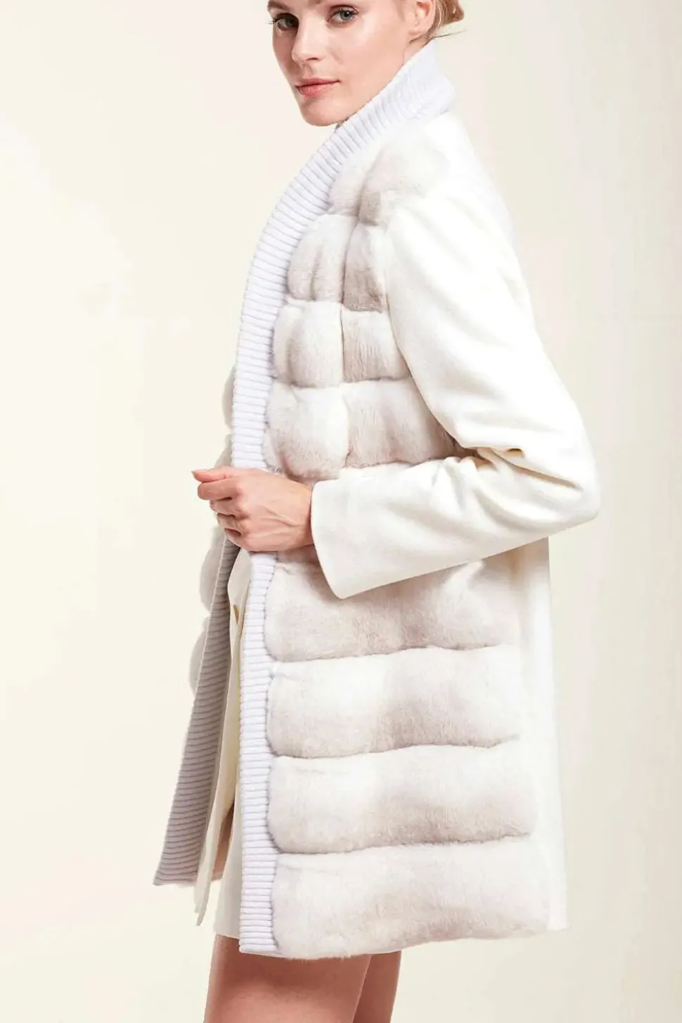 Cashmere coat and chinchilla fur