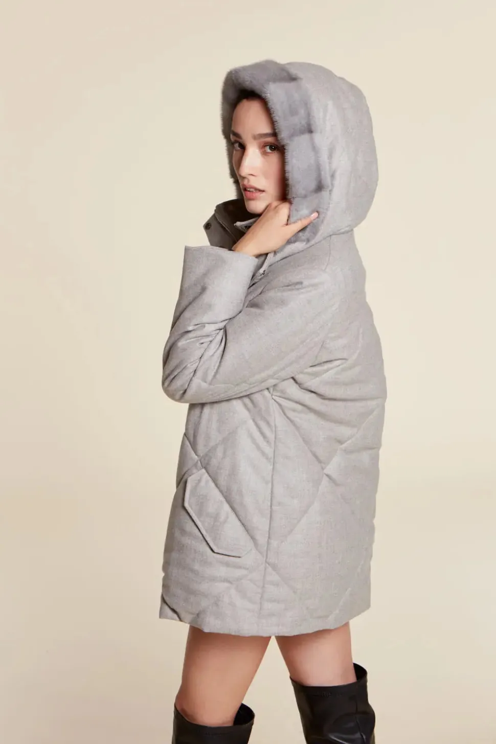 Grey puffer jacket with fur hood