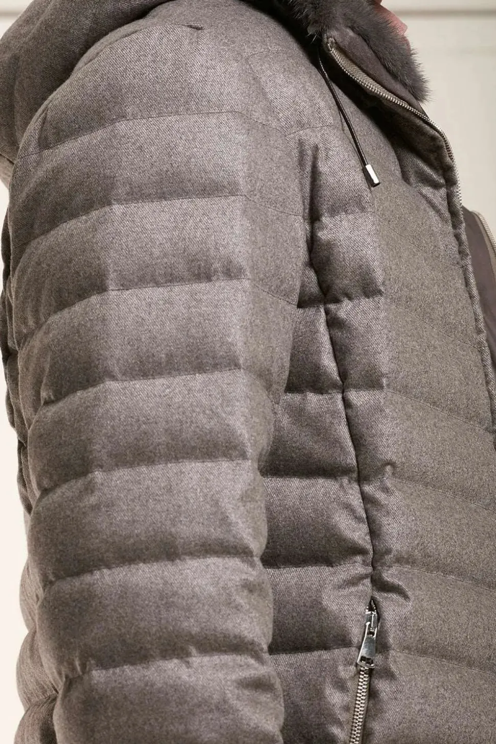 Hooded cashmere jacket