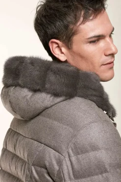 Hooded cashmere jacket