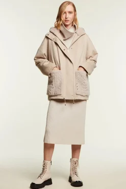 Jacket with mink pockets and hood