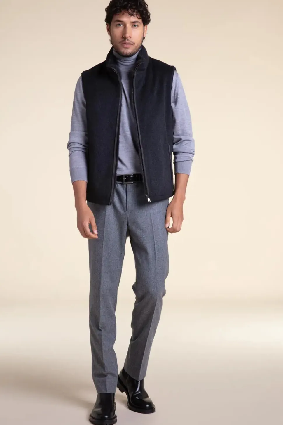 Men vest with fur