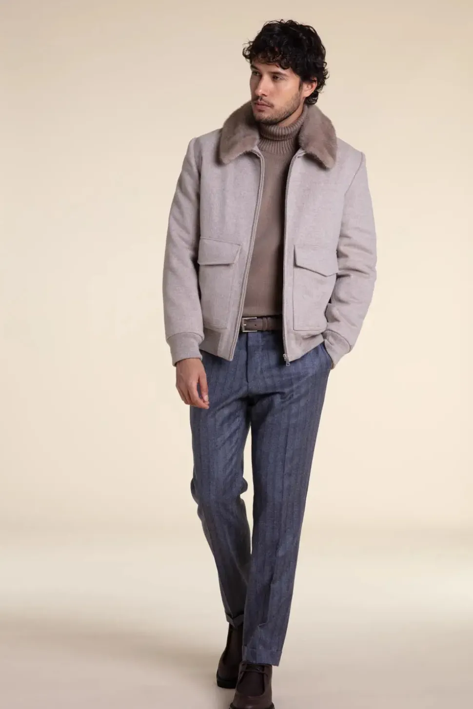 Mens aviator jacket with fur collar