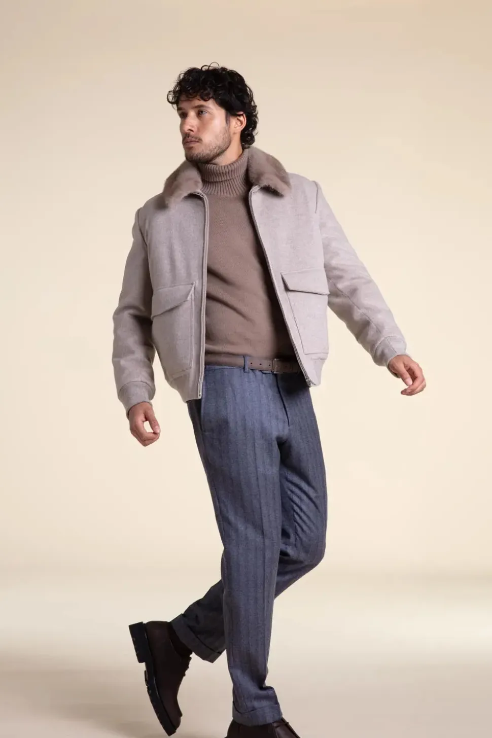 Mens aviator jacket with fur collar