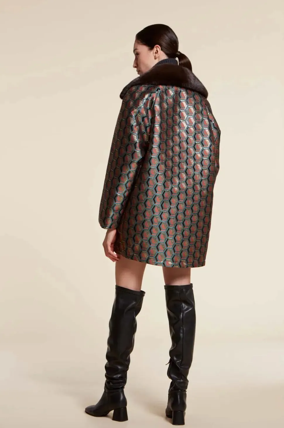 Padded coat with fur collar