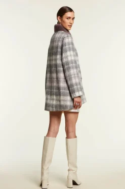 Womens jacket with mink fur collar