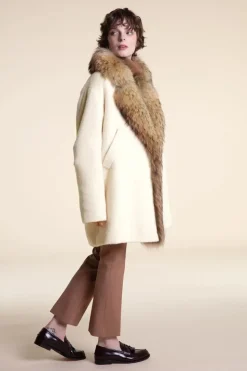 Wool coat with fur